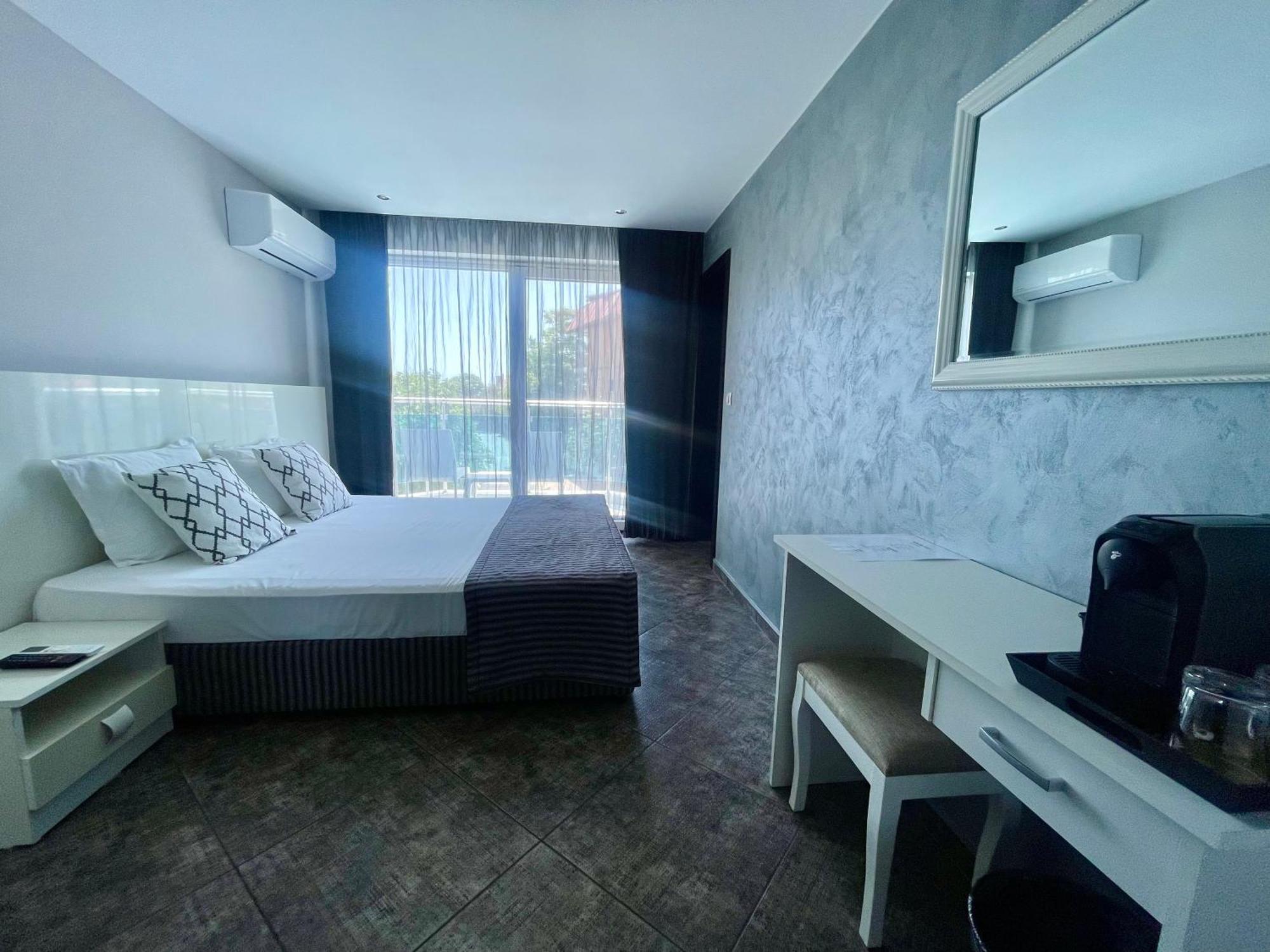 Agata Beach Boutique Adult Only Ahtopol Phòng bức ảnh